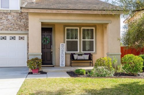 1172 Shooting Star Dr, Beaumont CA  92223-8437 exterior