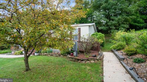 210 Avenue A, Palmerton, PA 18071-1805