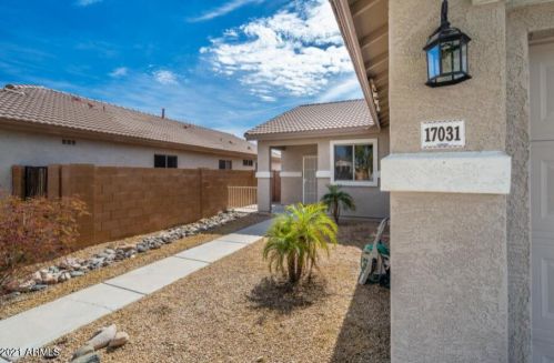 17031 Bridlington Ln, Sun City, AZ 85374-6881