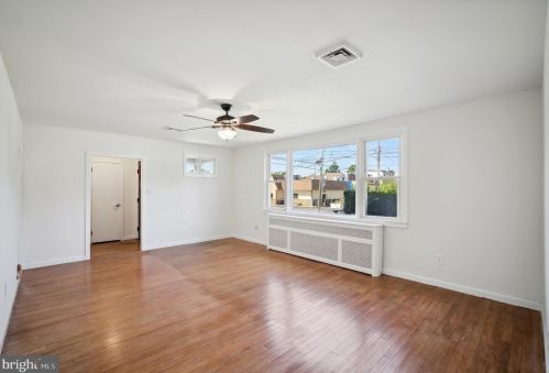 300 Highland Ter, Holmes PA  19043-1310 exterior