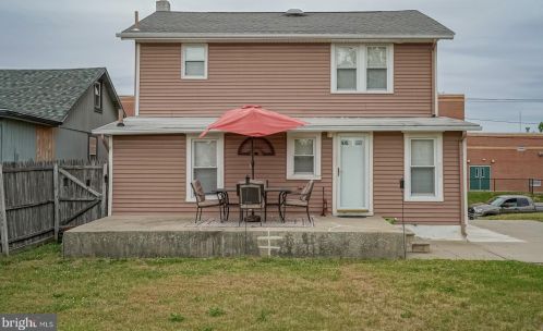 522 Princeton Ave, West Deptford NJ  08063-1540 exterior