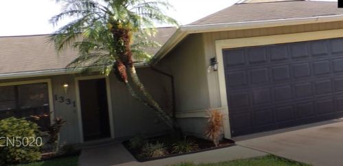 1331 Bellevue Ave, Fort Pierce FL  34953-1210 exterior