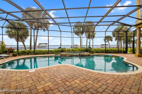 3618 Indian Riv Dr, Cocoa FL 32926-8705 exterior