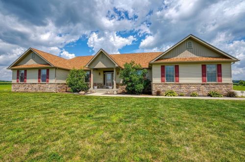 6548 Basil Western Rd, Carroll, OH 43112-9628