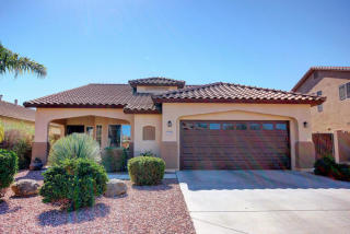 7725 Sands Dr, Peoria AZ  85383-3126 exterior