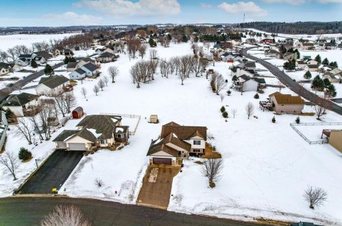 1860 Rotterdam Ave, Hammond, WI 54002-5151
