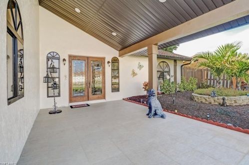 3049 50th St, Naples, FL 34116-7627