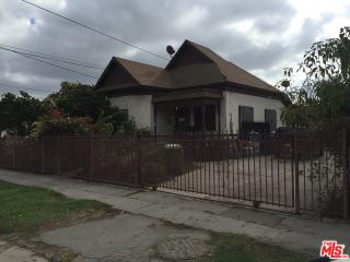 1318 107th St, Los Angeles, CA 90002-3537