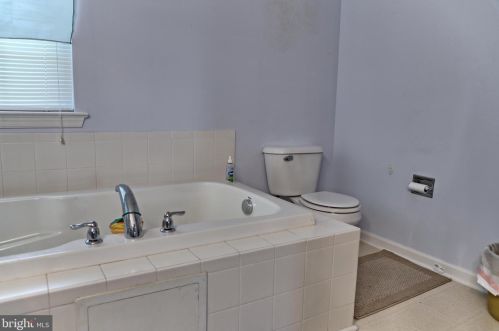 43 Wooten Ct, Dover DE  19904-3863 exterior