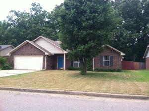 2120 Sidney Ave, Russellville, AR 72802-7441