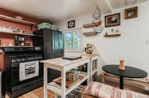 709 Raleigh St, Denver CO 80204-2933 exterior