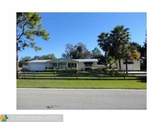 2000 139th Ave, Hollywood FL  33028-2841 exterior