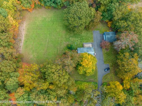 690 Route 539, Plumsted Township NJ  08533-2103 exterior