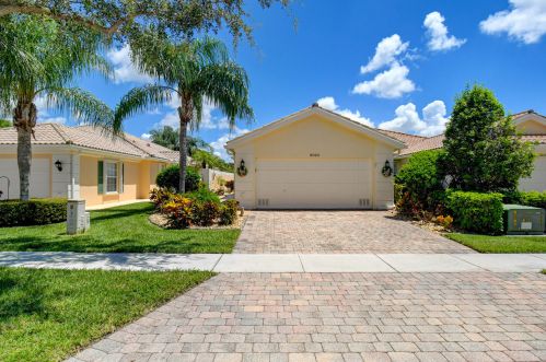 8093 Montserrat Pl, West Palm Beach, FL 33414-3447