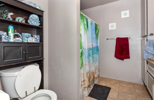 215 Candice Pl, Vista CA  92083-1944 exterior