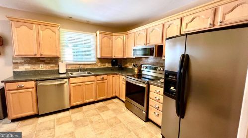 2023 Kynwyd Rd, Wilmington DE  19810-3843 exterior