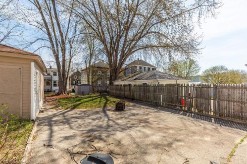 43 3rd Ave, Woonsocket RI  02895-5041 exterior