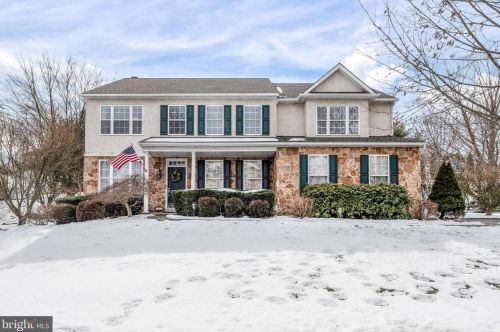 704 Garden Dr, Kennett Sq, PA 19348-4217