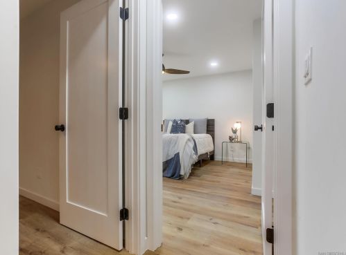 3862 Martha St, San Diego CA  92117-1817 exterior