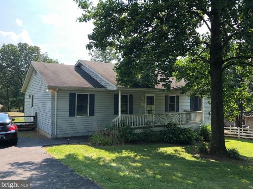 10 Lee Trl, Charnita, PA 17320-8018