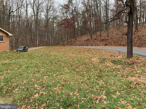 461 Normans Rd, High View, WV 26808-9603