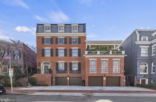 3250 N St, Washington, DC 20007-2838