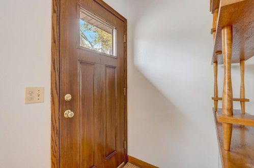 4613 School Rd, Madison, WI 53704-1315