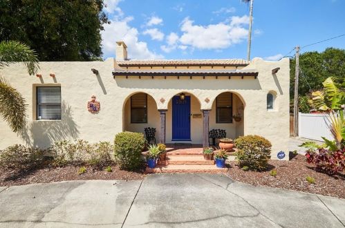 4509 10th Ave, Saint Petersburg, FL 33711-1917