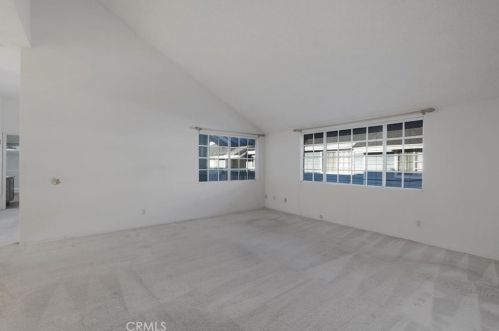 11690 Lakewood Blvd, Downey CA  90241-5272 exterior