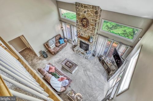 1015 Country Club Rd, Camp Hill PA  17011-1049 exterior