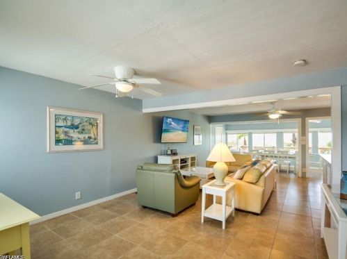 6000 Gulf Rd, Fort Myers Beach FL  33931-4315 exterior