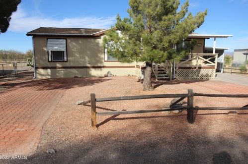5297 Finch Cir, Sierra Vista, AZ 85650-5300