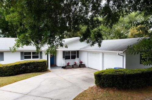 1221 Newport Ave, Lakeland FL 33803-3361 exterior