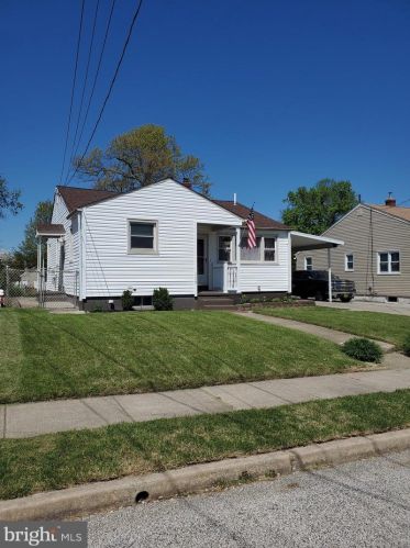 119 Warren St, West Deptford, NJ 08096-1505