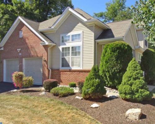 46 Bluebonnet Rd, Langhorne, PA 19047-3402