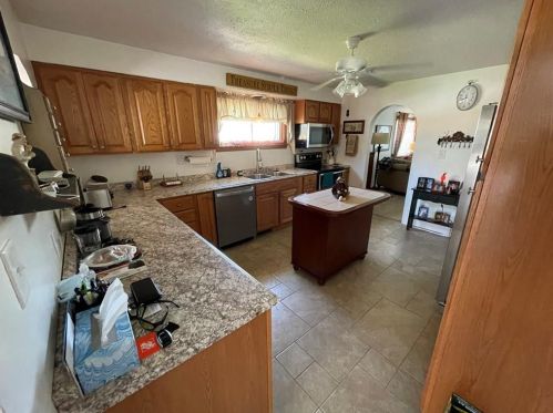 410 Egbert St, Franklin PA  16323-2902 exterior