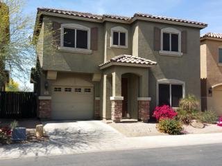 318 Aaron, Mesa, AZ 85208-2643