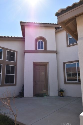 11985 Crandall Ct, Victorville, CA 92392-6813