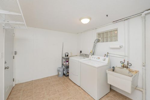 2223 Genevieve Ln, Covington KY  41011-4009 exterior