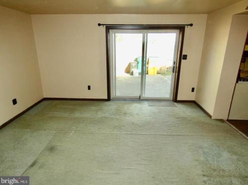 2219 Henlopen Ave, Wilmington DE  19804-3621 exterior