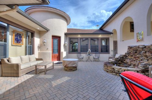 1021 Crossroads Dr, Polk City, FL 33868-5150
