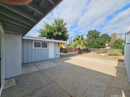 6758 Dwight Way, San Bernardino CA  92404-5536 exterior