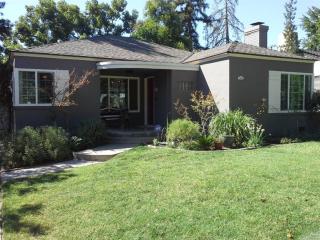 210 Harvard Ave, Fresno CA  93703-1810 exterior