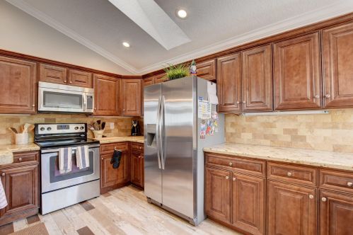 9301 Heathridge Dr, West Palm Beach, FL 33411-1894