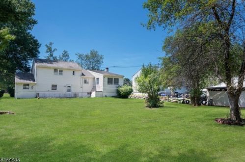 70 Highland Ave, Whippany NJ exterior