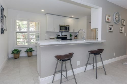 6005 Forest Grove Dr, Boynton Beach, FL 33437-1770