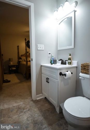 55 Cardinal Dr, Hanover PA  17331-9787 exterior