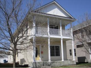 3022 39th St, Minneapolis, MN 55406-3227