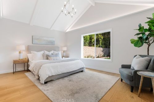 6464 Firmament Ave, Van Nuys CA  91406-6218 exterior