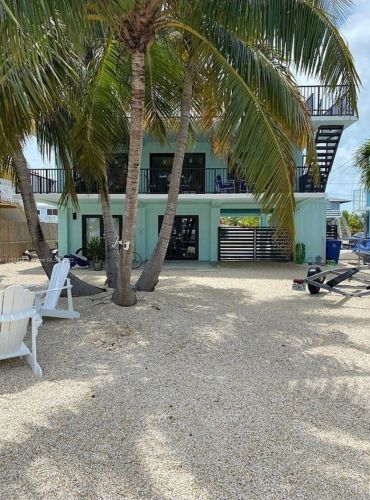 176 La Paloma Rd, Key Largo, FL 33037-4661